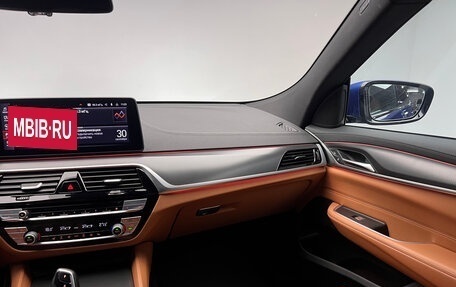BMW 6 серия, 2021 год, 4 950 000 рублей, 18 фотография