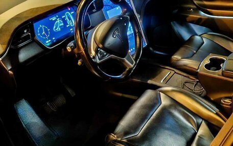 Tesla Model X I, 2017 год, 3 200 000 рублей, 10 фотография