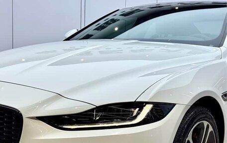 Jaguar XE I рестайлинг, 2022 год, 2 448 008 рублей, 3 фотография
