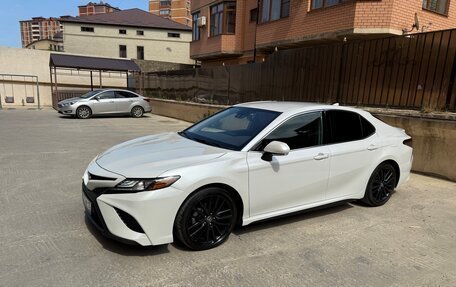 Toyota Camry, 2021 год, 2 650 000 рублей, 2 фотография