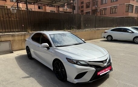 Toyota Camry, 2021 год, 2 650 000 рублей, 6 фотография