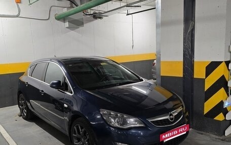 Opel Astra J, 2010 год, 810 000 рублей, 7 фотография