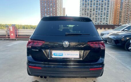 Volkswagen Tiguan II, 2018 год, 1 730 000 рублей, 5 фотография