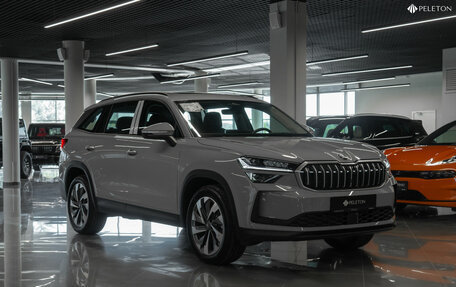 Skoda Kodiaq, 2025 год, 5 300 000 рублей, 2 фотография