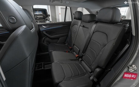 Skoda Kodiaq, 2025 год, 5 300 000 рублей, 14 фотография