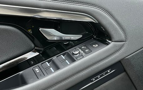 Land Rover Range Rover Evoque II, 2020 год, 4 000 000 рублей, 29 фотография