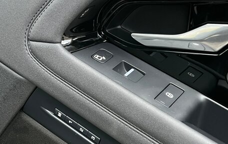 Land Rover Range Rover Evoque II, 2020 год, 4 000 000 рублей, 27 фотография