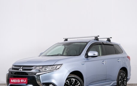 Mitsubishi Outlander III рестайлинг 3, 2016 год, 2 539 000 рублей, 3 фотография
