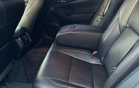 Toyota Crown, 2015 год, 2 470 000 рублей, 13 фотография
