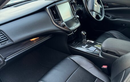 Toyota Crown, 2015 год, 2 470 000 рублей, 17 фотография