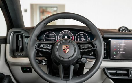 Porsche Cayenne III, 2025 год, 18 900 000 рублей, 12 фотография