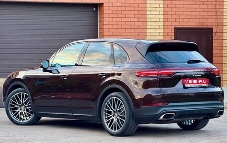 Porsche Cayenne III, 2018 год, 5 497 000 рублей, 2 фотография