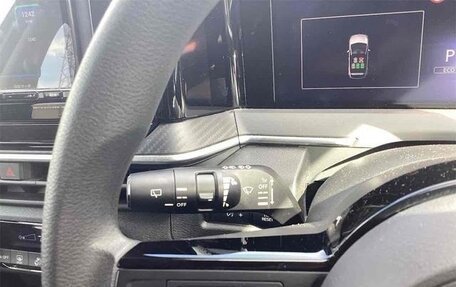 Nissan Note, 2021 год, 1 250 000 рублей, 7 фотография