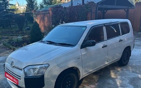 Toyota Probox I, 2018 год, 1 400 000 рублей, 2 фотография