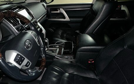 Toyota Land Cruiser 200, 2012 год, 3 500 000 рублей, 7 фотография