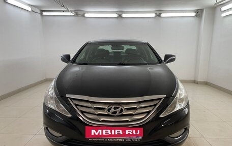 Hyundai Sonata VI, 2011 год, 1 240 000 рублей, 2 фотография