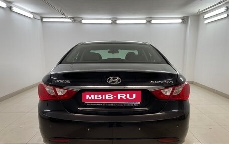 Hyundai Sonata VI, 2011 год, 1 240 000 рублей, 3 фотография