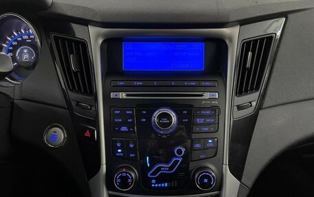 Hyundai Sonata VI, 2011 год, 1 240 000 рублей, 7 фотография