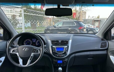 Hyundai Solaris II рестайлинг, 2012 год, 849 000 рублей, 15 фотография