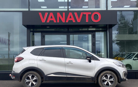 Renault Kaptur I рестайлинг, 2018 год, 1 420 000 рублей, 2 фотография