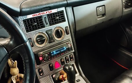 Mercedes-Benz SLK-Класс, 2001 год, 800 000 рублей, 5 фотография