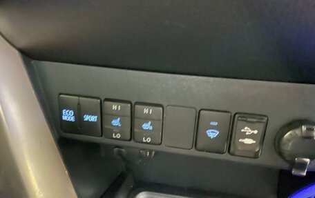 Toyota RAV4, 2013 год, 1 590 000 рублей, 19 фотография