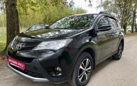 Toyota RAV4, 2013 год, 1 590 000 рублей, 2 фотография