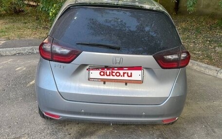 Honda Fit, 2021 год, 1 550 000 рублей, 9 фотография