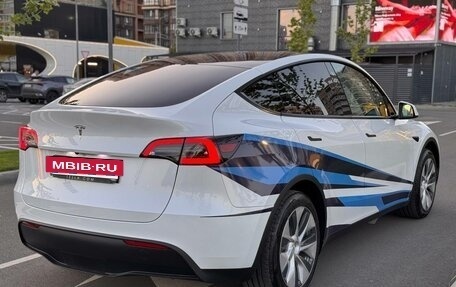 Tesla Model Y I, 2023 год, 4 200 000 рублей, 9 фотография