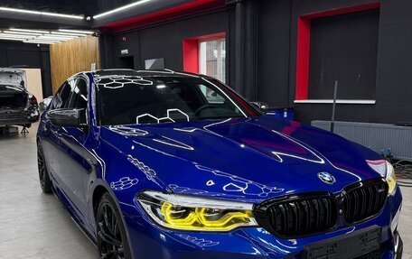 BMW M5, 2019 год, 9 350 000 рублей, 2 фотография