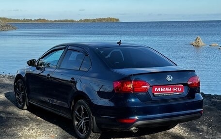 Volkswagen Jetta VI, 2012 год, 835 000 рублей, 1 фотография