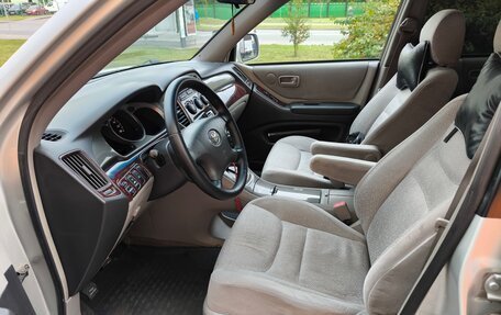 Toyota Highlander III, 2003 год, 750 000 рублей, 10 фотография