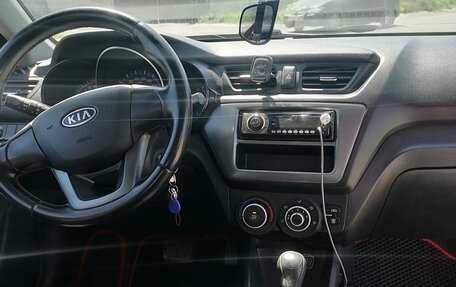 KIA Rio III рестайлинг, 2013 год, 5 фотография