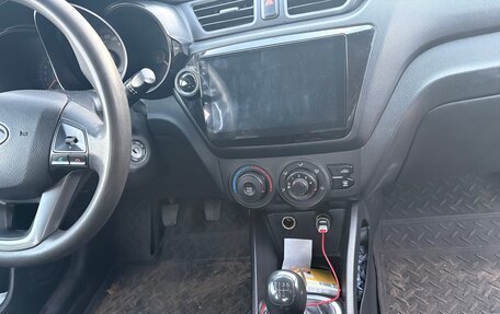 KIA Rio III рестайлинг, 2012 год, 700 000 рублей, 13 фотография