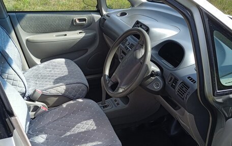 Toyota Corolla Spacio II, 2000 год, 350 000 рублей, 3 фотография