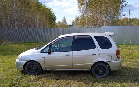 Toyota Corolla Spacio II, 2000 год, 350 000 рублей, 8 фотография