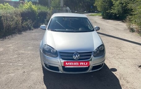 Volkswagen Jetta VI, 2009 год, 550 000 рублей, 2 фотография
