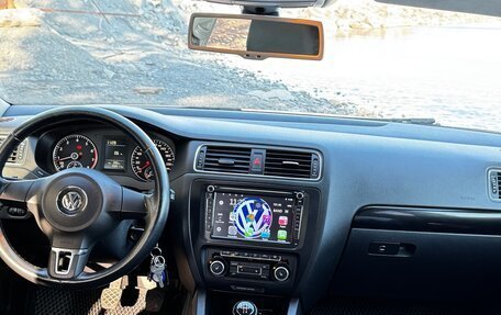 Volkswagen Jetta VI, 2012 год, 835 000 рублей, 11 фотография