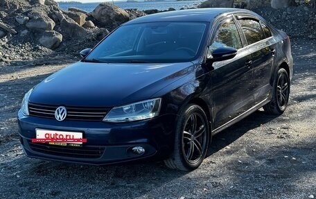 Volkswagen Jetta VI, 2012 год, 835 000 рублей, 4 фотография