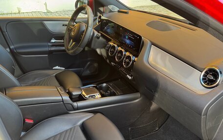 Mercedes-Benz B-Класс, 2019 год, 1 579 999 рублей, 10 фотография