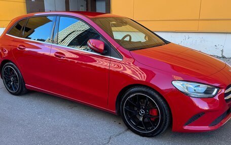 Mercedes-Benz B-Класс, 2019 год, 1 579 999 рублей, 2 фотография
