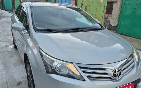 Toyota Avensis III рестайлинг, 2012 год, 1 500 000 рублей, 2 фотография