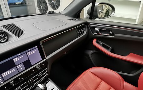 Porsche Macan I рестайлинг, 2025 год, 10 990 000 рублей, 22 фотография