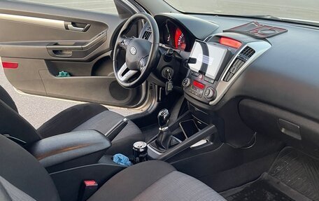 KIA cee'd I рестайлинг, 2011 год, 485 000 рублей, 7 фотография