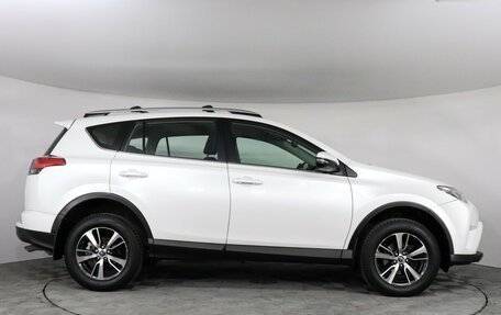 Toyota RAV4, 2019 год, 2 377 000 рублей, 4 фотография