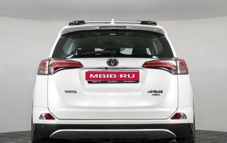Toyota RAV4, 2019 год, 2 377 000 рублей, 6 фотография