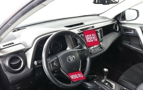 Toyota RAV4, 2019 год, 2 377 000 рублей, 9 фотография