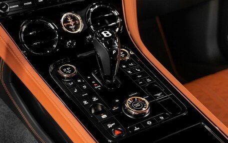 Bentley Continental GT III, 2025 год, 49 500 000 рублей, 25 фотография