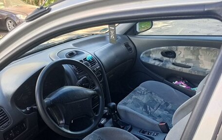Mitsubishi Carisma I, 1998 год, 215 000 рублей, 6 фотография