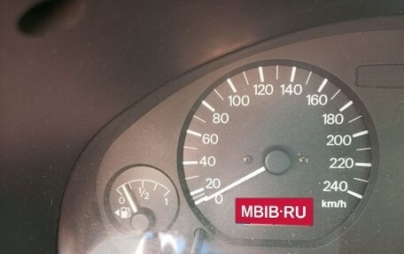 Mitsubishi Carisma I, 1998 год, 215 000 рублей, 7 фотография
